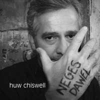 Huw Chiswell - Neges Dawel