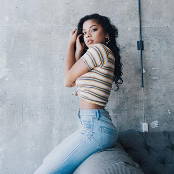 Kiana Ledé - Let Me Love You Mash Up