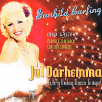 Gunhild Carling - Jul därhemma