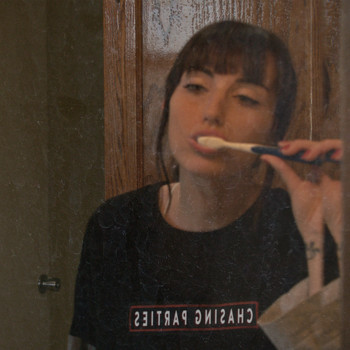 Sasha Sloan - Chasing Parties