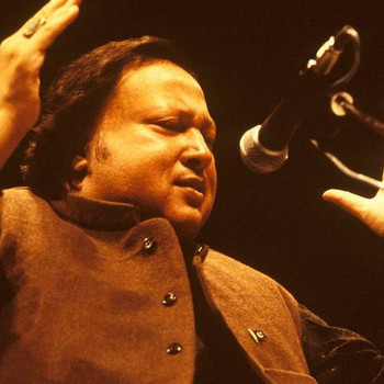 Nusrat Fateh Ali Khan - Sochta Hoon Ke Woh Kitne Masoom Thay