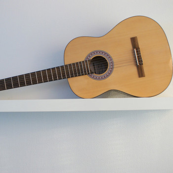 Julyo - Julyo plays Federico Mompou