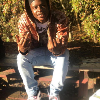 Que - Free Stikk (Explicit)