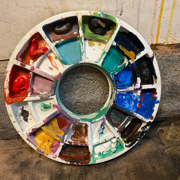 PUNGO - PAINTING FACES
