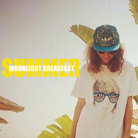 Moonlight Breakfast - Summer