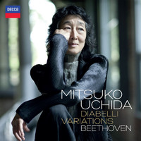 Mitsuko Uchida - Beethoven: 33 Variations in C Major, Op. 120 on a Waltz by Diabelli: Var. 24. Fughetta. Andante