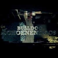 Bulldog - Schoenendoos (Explicit)