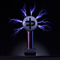 Flux Pavilion featuring Tom Cane - Feels Good feat. Tom Cane