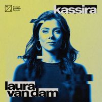 Laura van Dam - Kassira