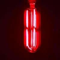 Pretty Everyone - Paint Me Red
