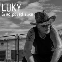 Luky - Grad pored luke
