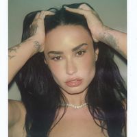 Demi Lovato - Kiss (Remixes)
