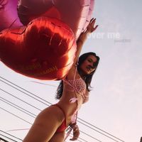 yuniVERSE - over me