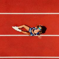 Ziona - Track Star