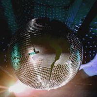 Grinsichore - Broken Dancefloor