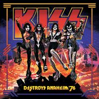 Kiss - Do You Love Me / Shout It Out Loud (Live At Anaheim Stadium, Anaheim, California - August 20, 1976)