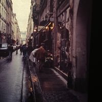 Arrow - Paris