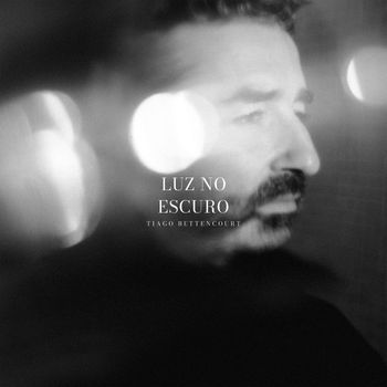 Luz No Escuro