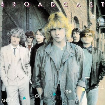 Broadcast - Who's got the ball