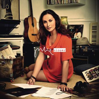 Julie - Closer