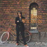 Basse Wickman - Nio Liv