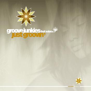 Groove Junkies - Just Groovin'