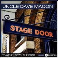 Uncle Dave Macon - Travelin' Down the Road