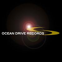 Alien In Transit - Ocean Drive