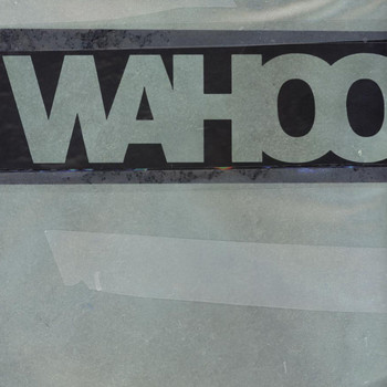 Wahoo - Holding You (w/ Âme rmx)