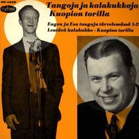 Esa Pakarinen ja Eugen Malmstén - Tangoja ja kalakukkoja Kuopion torilla