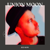 Union Moon - Red Bow