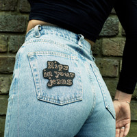 Shannon Saunders - Rips In Your Jeans