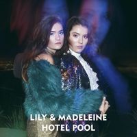 Lily & Madeleine - Hotel Pool