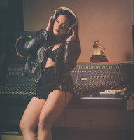 Adelaide - Te Quiero Enamorar