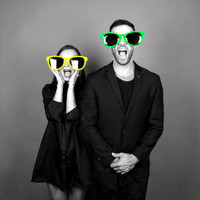 Mikael - Kiss That Frog