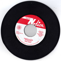 NATTY NATION - Stand In Love