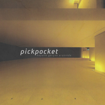 Pickpocket - Hayalle Geçek Arasında
