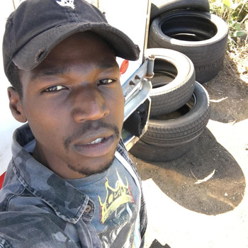 Urban - Pole (Explicit)