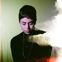 Natasha Kmeto - Verse/Versus