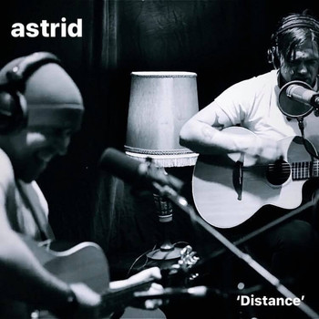 Astrid - Distance (Acoustic)