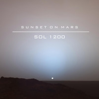 Sunset on Mars / - Sol 1200