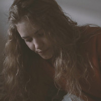 Stela - Zovem upomoć