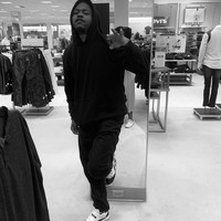 Lil Pooh - We Live (Explicit)