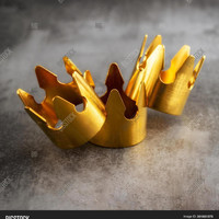 Arcane - Vol. III: Crowns