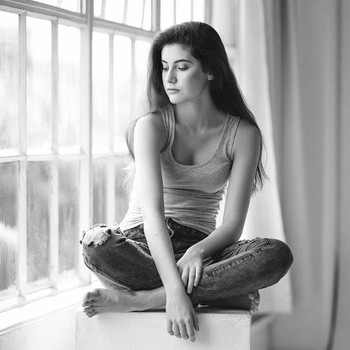 Alexis - Feeling Good