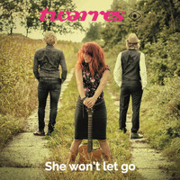 Twarres - She Won't Let Go