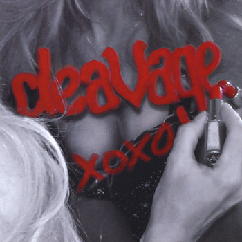 Cleavage - Xoxo