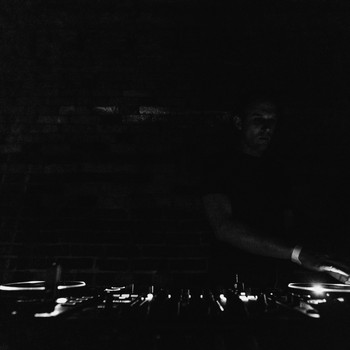 Ali B - Beats in My Head