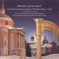 Brenda Lynne Leach - Brenda Lynne Leach Conducts