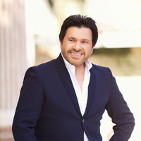 Hany Shaker - Lesa Btesaaly (Live)